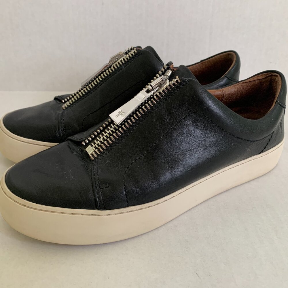 FRYE Womens Lena Rebel Sneakers Sz 8M Black Leather Low Top Zip Closure Fashion
